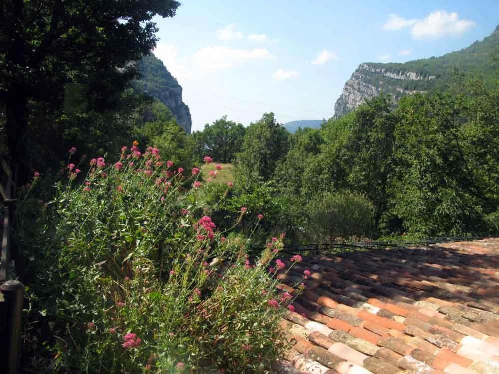 Chambre D'Hotes La Cascade Courmes Екстериор снимка
